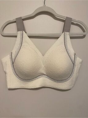 Forlest Ivory Lace Bra NWT 3XL